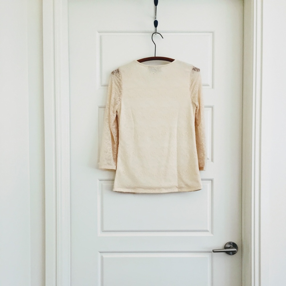 NWOT Anthropologie cream lace shirt, size XS - Picture 2 of 7